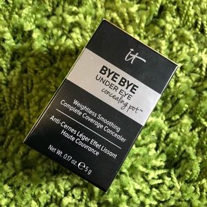 it cosmetics bye bye under eye concealing pot